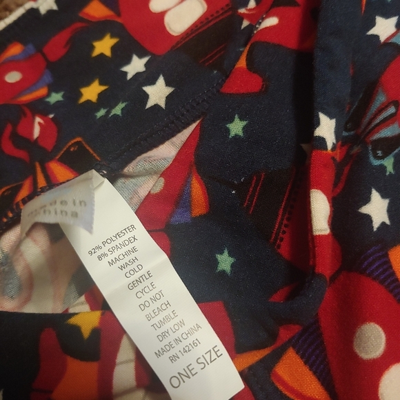 LuLaRoe gently worn rocket ship buttery leggings - Picture 4 of 5